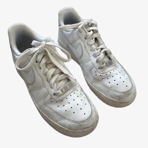 Nike Air Force 1’s Sneakers